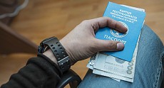 В аэропорту «Манас» задержан гражданин Узбекистана с поддельным паспортом КР