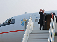 Президент Кыргызстана Жээнбеков завершил официальный визит в Узбекистан