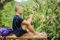 Бухоронинг 50 тарихий ёдгорликларида SMART-туризм элементлари ўрнатилди