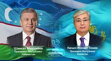 Мирзиеев поздравил Токаева с выдвижением в кандидаты президента Казахстана