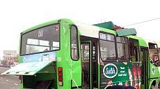 В Ташкенте перевернулся автобус, в результате чего пострадали два человека