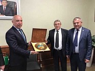 Ўзбекистон ва Беларус доривор ва антисептик моддаларни ишлаб чиқарувчи қўшма корхона ташкил қилади