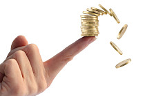 Цена на золото по итогам утреннего межбанковского фиксинга в Лондоне значительно понизилась