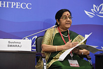 Абдулазиз Камилов встретился с Сушмой Сварадж