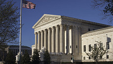 В США аннулировали решение суда штата Колорадо против кондитера, отказавшегося печь торт для свадьбы двух геев