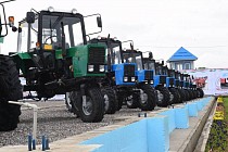 СП Таджикистана и Беларуси отгрузило первую партию сельхозтехники в Узбекистан