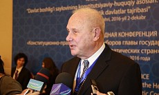 Абдулазиз Камилов встретился с Фредериком Старром