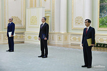 Мирзиеев принял верительные грамоты послов Грузии, США и Республики Корея