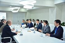 Министр энергетики Узбекистана провел встречу с делегацией МАГАТЭ