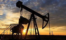 Цены на нефть незначительно снизились