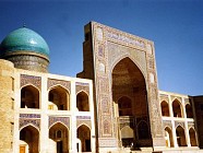 Узбекистан занял 7 строчку в топ-15 американского издания The Huffington Post