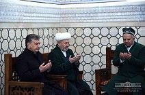 Мирзиеев посетил комплекс «Дорут-тиловат» и детский сад «Вундеркинд»