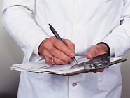 Қашқадарё вилояти ҳокими ўринбосарини ёқиб юборишга уринган тадбиркор суд-психиатрия экспертизасидан ўтказилмоқда