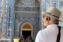 В Узбекистане запустят месячник туризма для пожилых людей