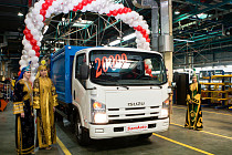 Самарқанд автомобиль заводи 20-мингинчи машинани ишлаб чиқарди