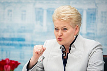 Мирзиеев поздравил Грибаускайте