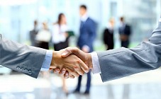 Ўзбекистон президенти “фаол тадбиркорлик” тушунчасига изоҳ бериб ўтди  