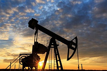 На мировых биржах снизились цены на нефть