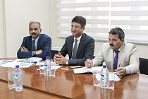 Ҳинд компанияси Ўзбекистонда фармацевтика соҳасида ишлаб чиқаришни йўлга қўяди  