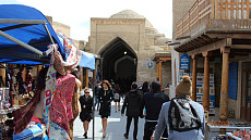 Туристы из Намангана совершили тур в Бухару