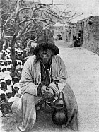 Бухорода “муаллақ” дарвиш пайдо бўлди