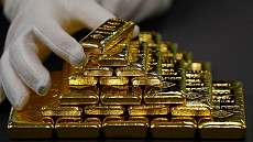 Золото подешевело по итогам вечернего межбанковского фиксинга в Лондоне в  пятницу