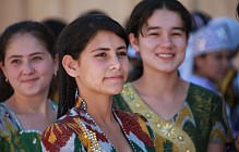 Ўзбекистонда меҳнатга лаёқатли ёшдан кичик бўлган шахслар ҳар учинчи шахс ҳисобланади