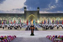 Мирзиеев открыл I Международный фестиваль народно-прикладного искусства