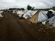 Около 4500 граждан Узбекистана не могут вернуться на родину из Самары