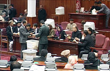 Нижняя палата афганского парламента по-прежнему остается без спикера