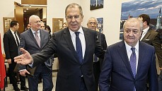 Абдулазиз Камилов ва Сергей Лавровлар Россия президентининг Ўзбекистонга бўлажак ташрифи кун тартибини муҳокама қилдилар