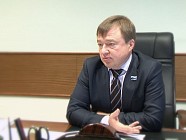 Чипировать трудовых мигрантов в России предложил депутат Госдумы