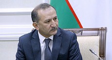 Ўзбекистоннинг янги элчиси Қозоғистон ташқи ишлар вазири ўринбосарига ишонч ёрлиқлари нусхасини топширди