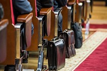 Ўзбекистонда қатор муҳим кадр тайинловлари амалга оширилди