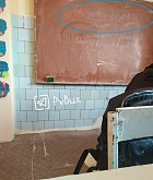 Бухоро ҳокимлиги мактаб ўқувчиларининг ҳожатхонадаги кадрларини шарҳлади