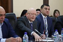 Узбекский эксперт предлагает снизить пошлины и сломать вредную для экономики монополию автопрома