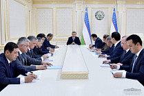 Мирзиеев раскритиковал медлительность при освоении инвестиций