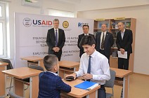 Ўзбекистоннинг 70 та мактабида ўқувчиларнинг билим даражаси халқаро тизим бўйича баҳоланади 