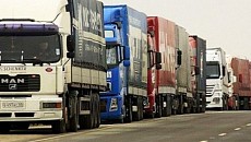 Рекордчи фура ўзбек-қозоқ чегарасида ҳали муаммолар туғдиради