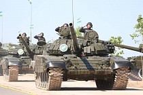 В Узбекистане впервые прошли соревнования по танковому биатлону