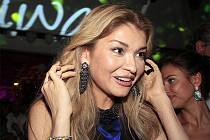 Уголовный суд Швейцарии решил не продавать суперкары Гульнары Каримовой и заявил отвод прокурору