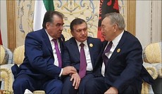 Ўзбекистон президенти Тожикистонга расмий ташриф билан боришни режалаштирмоқда  