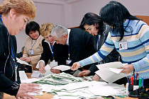 ЦИК Узбекистана зарегистрировал представителей политических партий