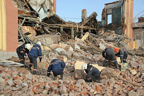 Подъезд жилой пятиэтажки обрушился в Кызылорде