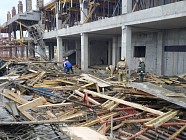 Санкт-Петербург яқинидаги қурилиш ёғоч материаллари қулаши оқибатида тўрт нафар ўзбекистонлик жабрланган