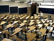 Ўзбекистон ОТМга талабаларининг ўзлаштириш даражаси паст бўлган ўқитувчиларни ишдан бўшатиш мажбурияти юкланди