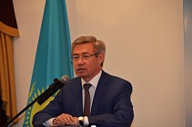 Бандлик ва меҳнат муносабатлари вазирлигида Қозоғистон элчиси билан бандликни таъминлаш ва меҳнат бозорини бошқариш масалалари муҳокама қилинди 