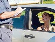 Ўзбек депутатлар ЙҲҚни бузганлик учун жарималар тўлаш бўйича чегирмалар таклиф қилдилар