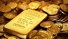 Цена на золото по итогам утреннего межбанковского фиксинга в Лондоне понизилась