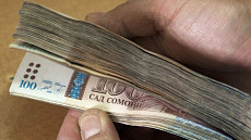 Бизнес Таджикистана опасается брать кредиты в долларах из-за слабого сомони